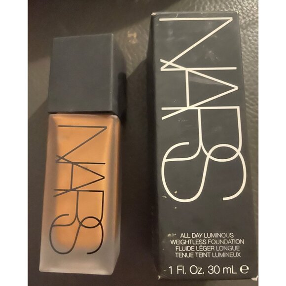 NARS All Day Luminous Weightless Foundation - #2 New Orleans/Dark, 1 Fl. Oz. - Picture 1 of 4